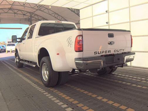 White Platinum Metallic Tri-Coat 2016 Ford F-350 Platinum