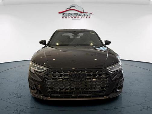 Mythos Black Metallic 2025 Audi A8 L 55 TFSI quattro Tiptronic