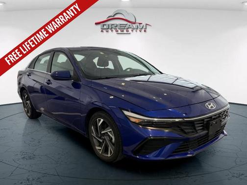 2025 Hyundai ELANTRA SEL