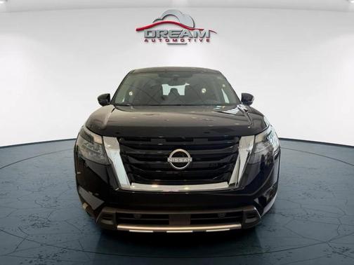 2025 Nissan Pathfinder SL FWD