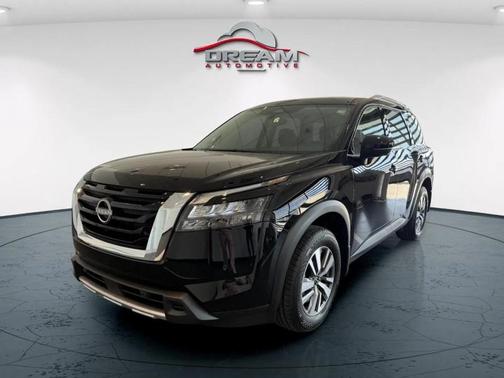 2025 Nissan Pathfinder SL FWD