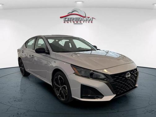 2025 Nissan Altima SR AWD
