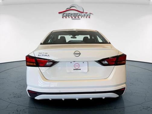 2025 Nissan Altima S FWD