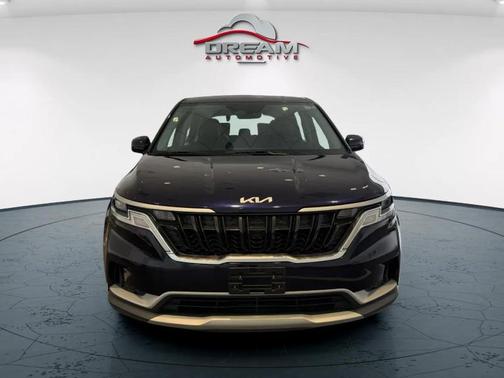 2022 Kia Carnival LXS