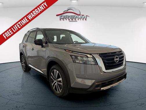 2025 Nissan Pathfinder Platinum 4WD