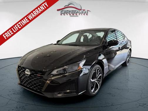 2025 Nissan Altima SR FWD