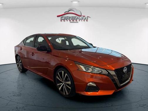 2021 Nissan Altima SR FWD