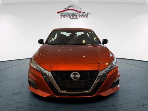 2021 Nissan Altima SR FWD