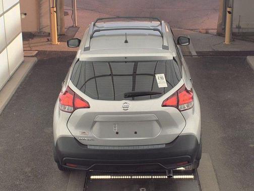 2019 Nissan Kicks S