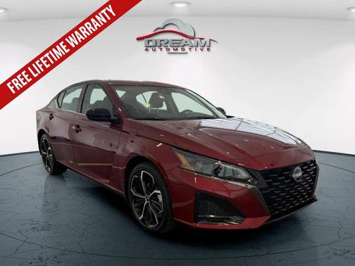 2025 Nissan Altima SR FWD