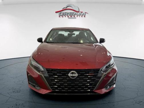 2025 Nissan Altima SR FWD