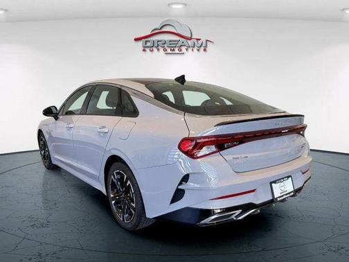 2023 Kia K5 GT-Line