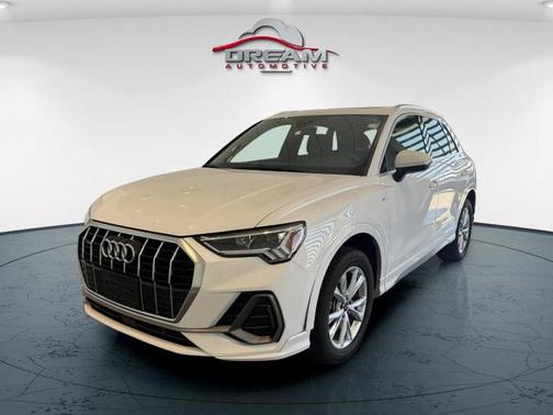 2023 Audi Q3 Premium 45 TFSI S line quattro Tiptronic