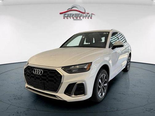 2023 Audi Q5 45 S line Premium Plus