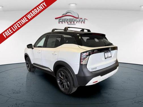 2026 Nissan Kicks SR