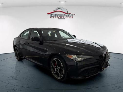 2023 Alfa Romeo Giulia Veloce AWD