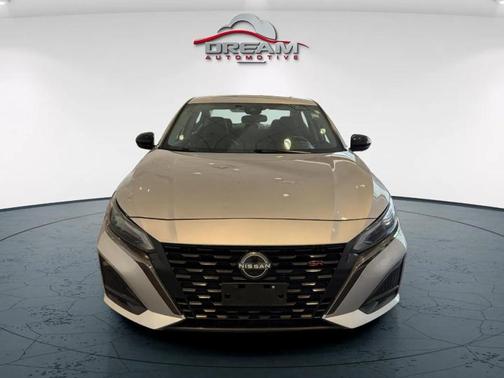 2023 Nissan Altima SR FWD