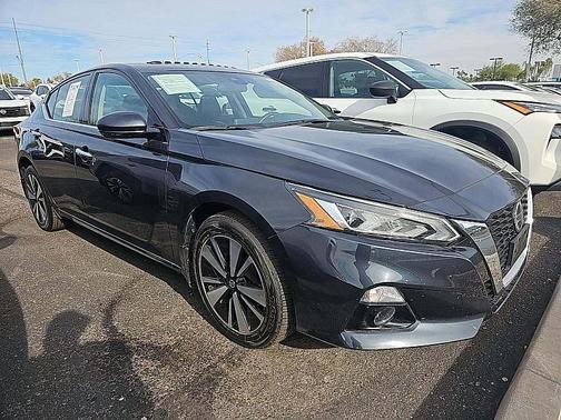 2022 Nissan Altima 2.5 SL