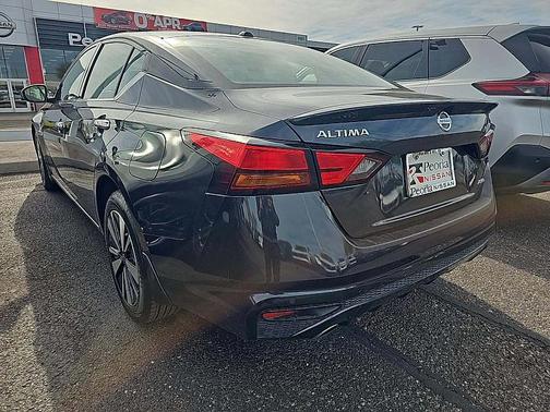 2022 Nissan Altima 2.5 SL