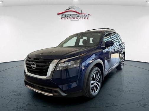 2025 Nissan Pathfinder Platinum 4WD