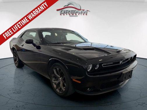 2017 Dodge Challenger SXT