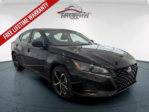 2025 Nissan Altima SR FWD