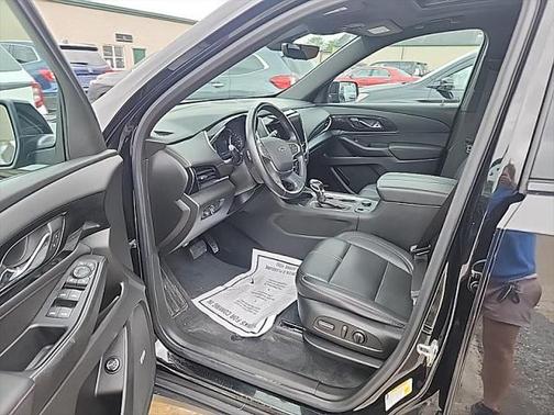 2022 Chevrolet Traverse RS