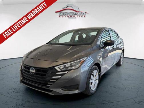 Gun Metallic 2025 Nissan Versa 1.6 S