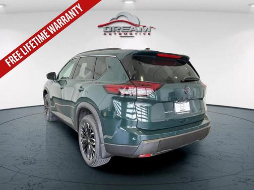 Obsidian Green 2026 Nissan Rogue Dark Armor