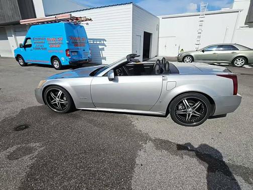 2007 Cadillac XLR Base