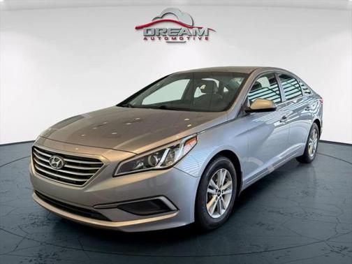 2017 Hyundai SONATA SE
