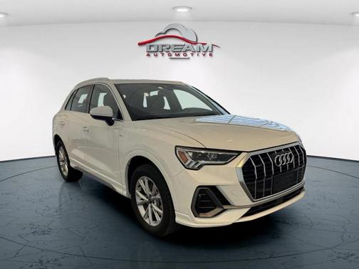 2023 Audi Q3 Premium 45 TFSI S line quattro Tiptronic