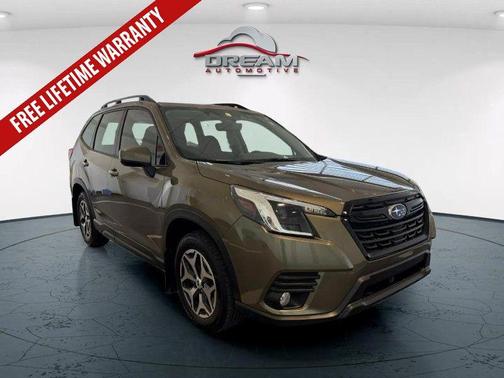 2023 Subaru Forester Premium