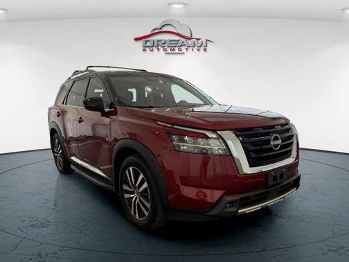 2023 Nissan Pathfinder Platinum 4WD