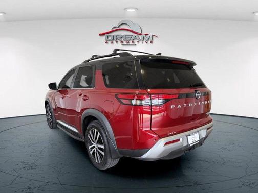 2023 Nissan Pathfinder Platinum 4WD