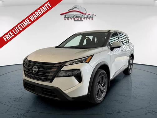 EVEREST.WHITE 2026 Nissan Rogue
