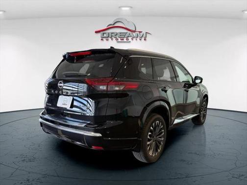 2025 Nissan Rogue Platinum
