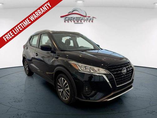 2022 Nissan Kicks SV
