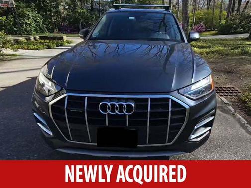 Manhattan Gray Metallic 2021 Audi Q5 45 Premium
