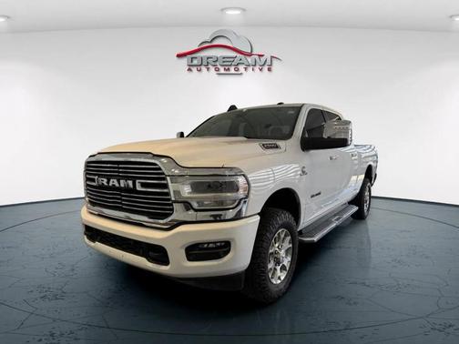 Bright White Clearcoat 2024 RAM 2500 Laramie Crew Cab 4x4 6'4' Box