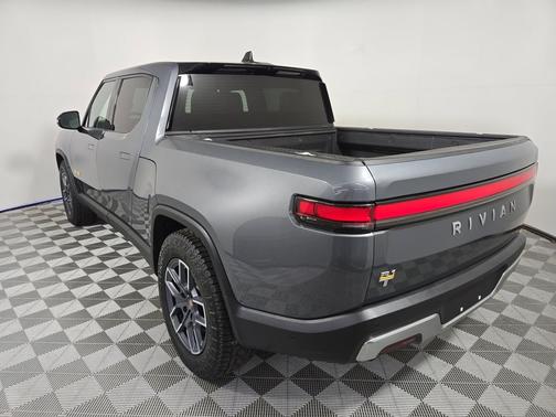 2022 Rivian R1T Adventure