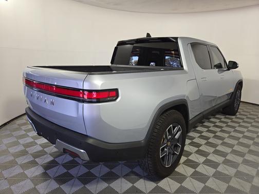 2023 Rivian R1T Adventure Quad Motor Large Pack