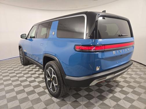 2023 Rivian R1S Launch Edition