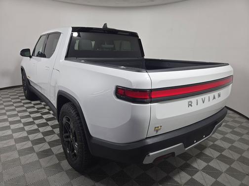 2023 Rivian R1T Adventure Quad Motor Large Pack