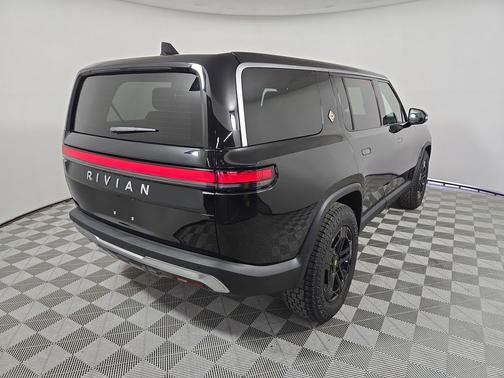 Midnight 2024 Rivian R1S Adventure Quad Motor Large Pack