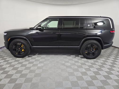 Midnight 2024 Rivian R1S Adventure Quad Motor Large Pack