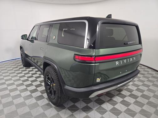 2023 Rivian R1S Adventure