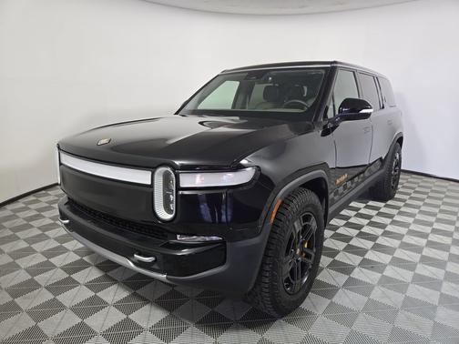 Midnight 2023 Rivian R1S Adventure