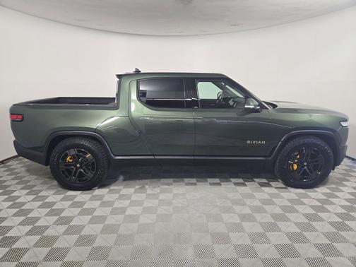 2024 Rivian R1T Adventure Quad Motor Large Pack