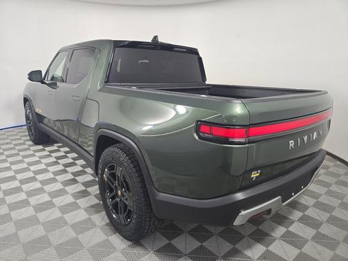 2024 Rivian R1T Adventure Quad Motor Large Pack